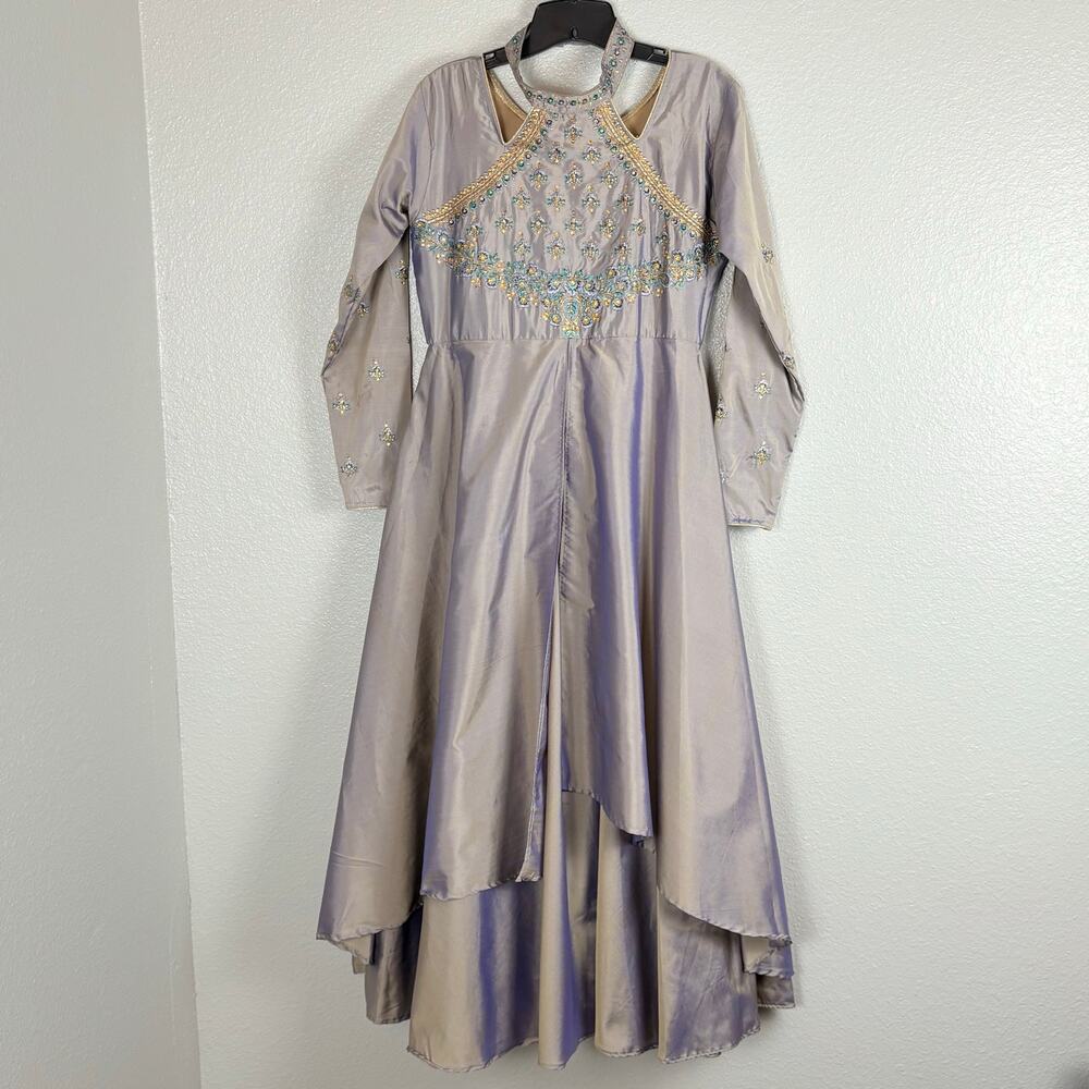 Approx S/M Color Shifting Grey Purple Indian Dress Nikkah Bollywood Embroidered
